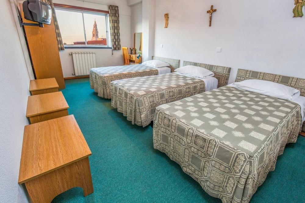 Albergue Pereira Guesthouse Фатіма Екстер'єр фото