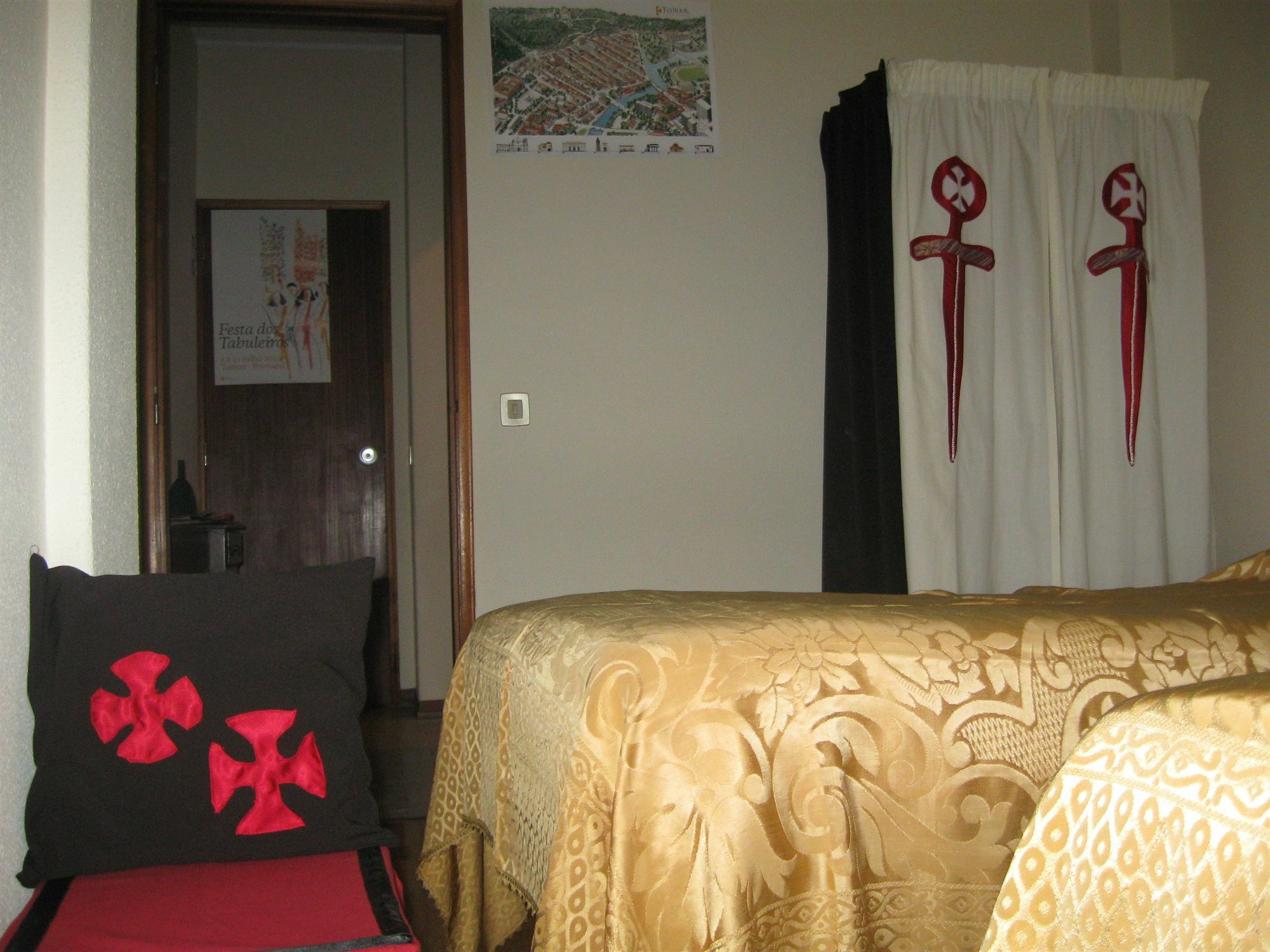 Albergue Pereira Guesthouse Фатіма Екстер'єр фото