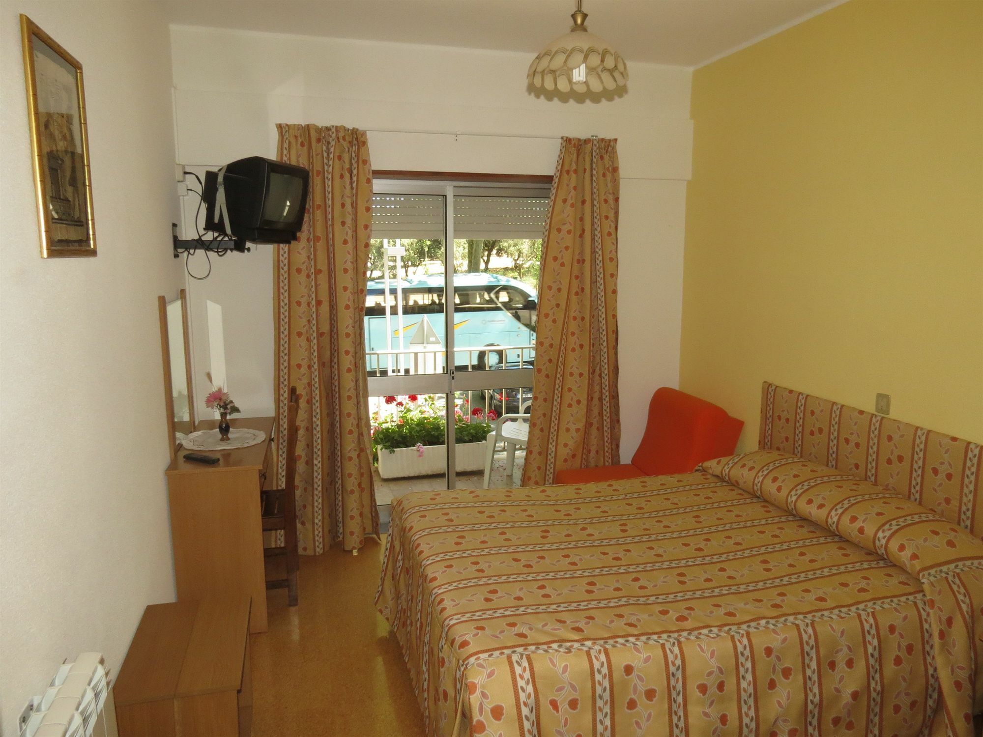 Albergue Pereira Guesthouse Фатіма Екстер'єр фото