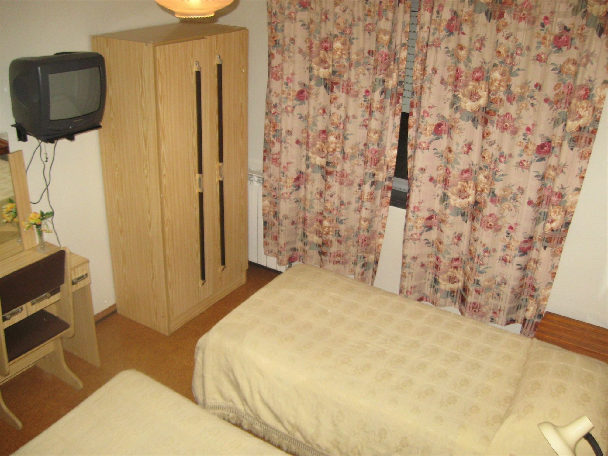 Albergue Pereira Guesthouse Фатіма Екстер'єр фото